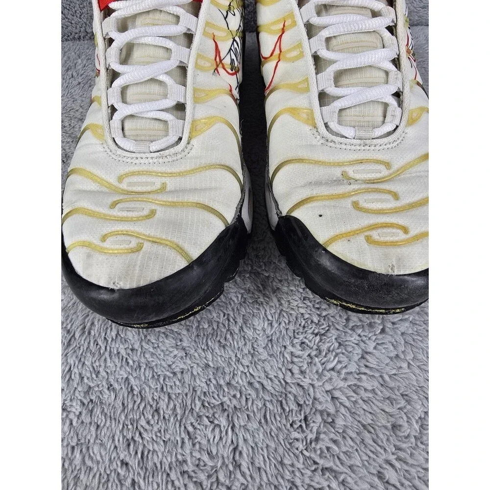 Nike Air Max Plus Striped White Red Black Beige Low Top Men's Athletic Sneakers